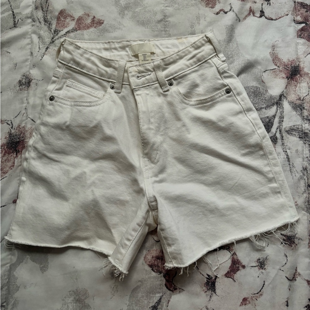 H&M Women's White Shorts